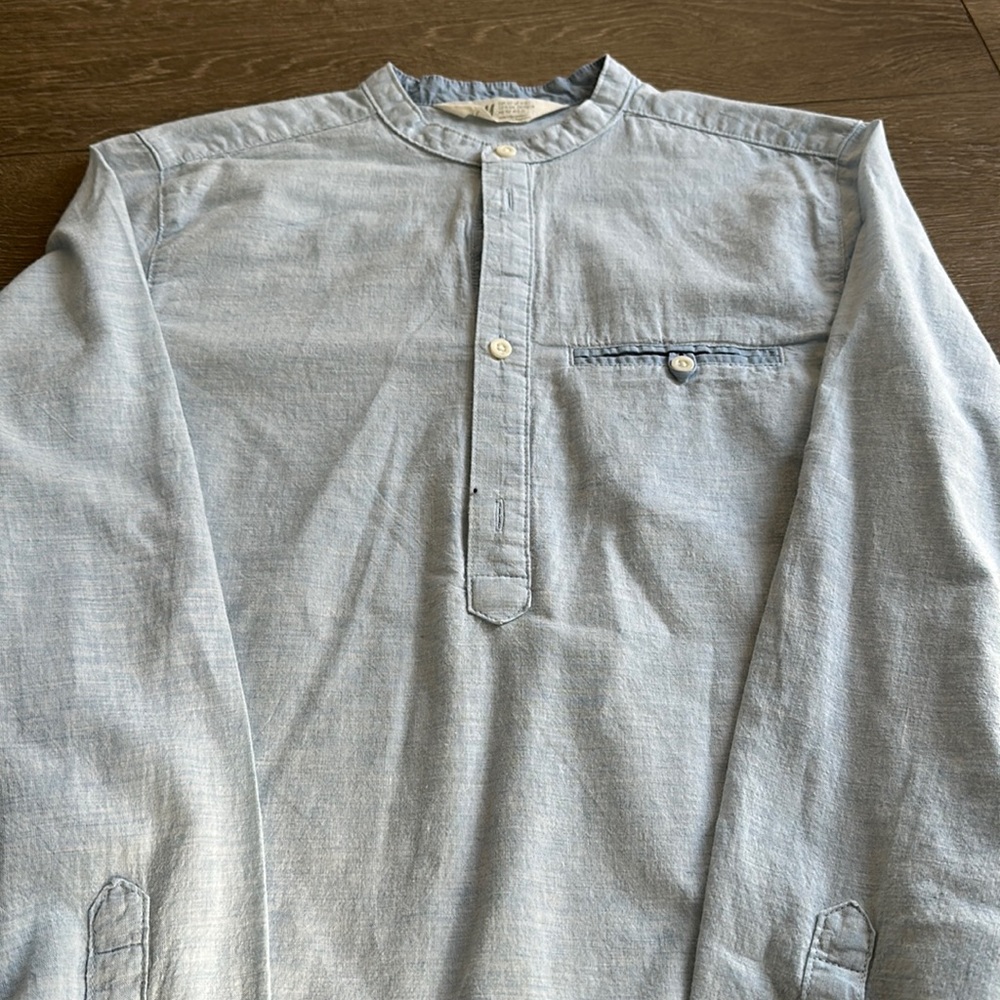 Boys H&M size 11-12 long sleeve shirt.light blue